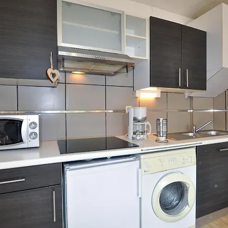 Daire Nice In With Kitchenette *