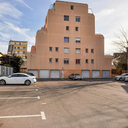 Nice In With Kitchenette Perpignan